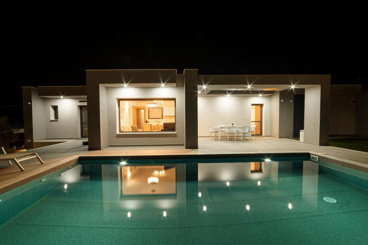 Merelia Luxury Villas - Halkidiki ネア・ムダニア エクステリア 写真