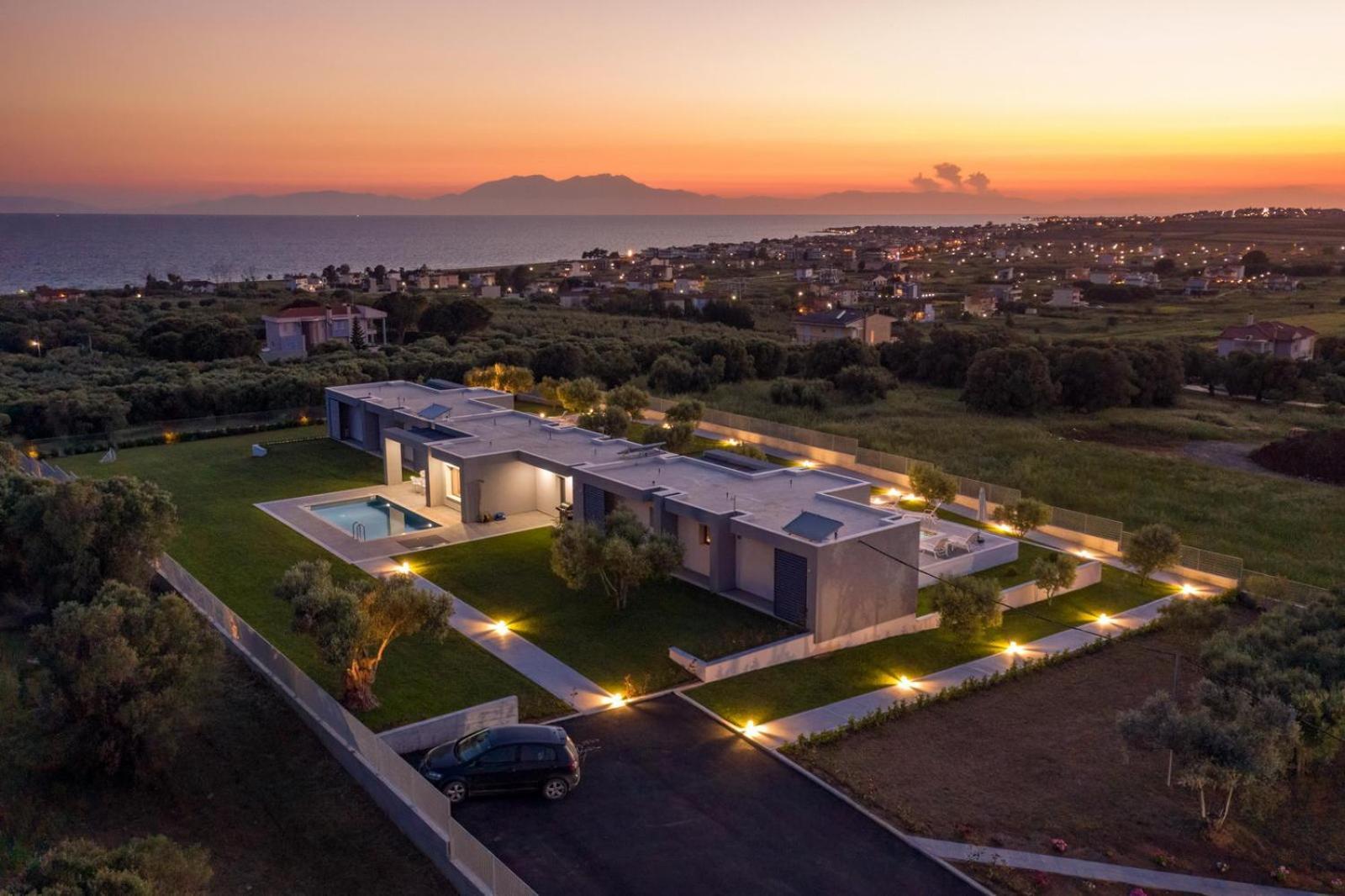 Merelia Luxury Villas - Halkidiki ネア・ムダニア エクステリア 写真