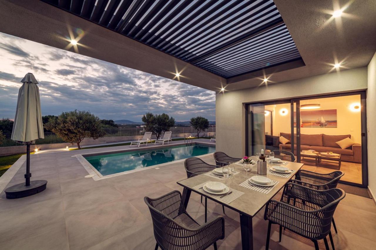 Merelia Luxury Villas - Halkidiki ネア・ムダニア エクステリア 写真